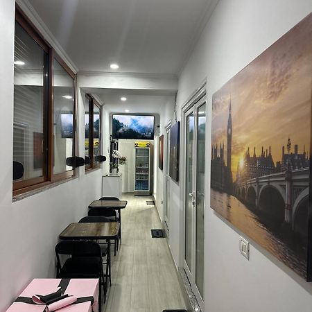 Aral Hostel Berat Exterior photo